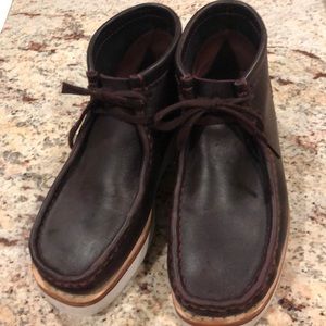 Clarks | Shoes | Clarks Wallabee Vibram 